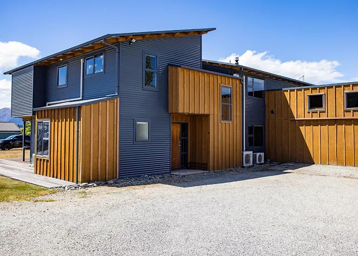 Vakantiehuis Group Escape In Sleeps 11 Bath & Views Wanaka