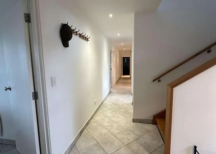 Vakantiehuis Group Escape In Sleeps 11 Bath & Views *