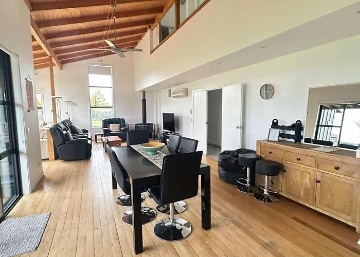 Group Escape In Sleeps 11 Bath & Views Vakantiehuis *