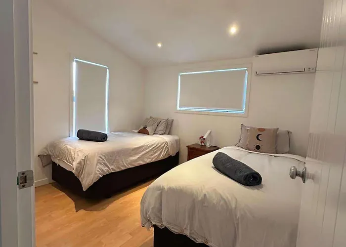 Vakantiehuis Group Escape In Sleeps 11 Bath & Views *